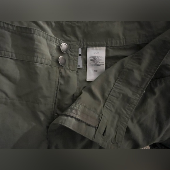 Columbia khaki cargo capris - Picture 3 of 11